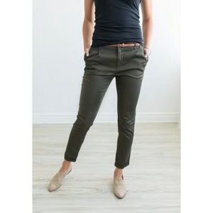 Essential Chino olive pants